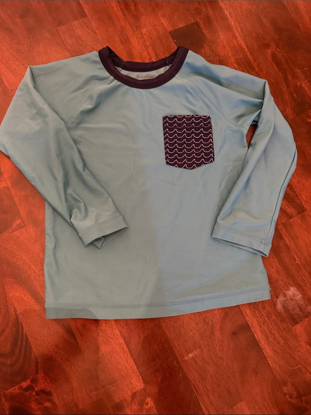 GAP Kids 🌊 Long Sleeve Rash Guard